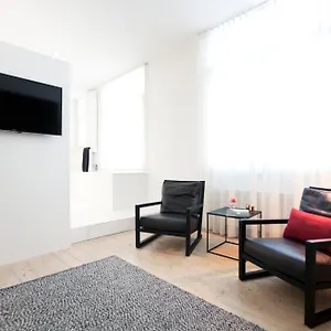 ***** Bed and breakfast Maison Nationale Flats & Bélgica